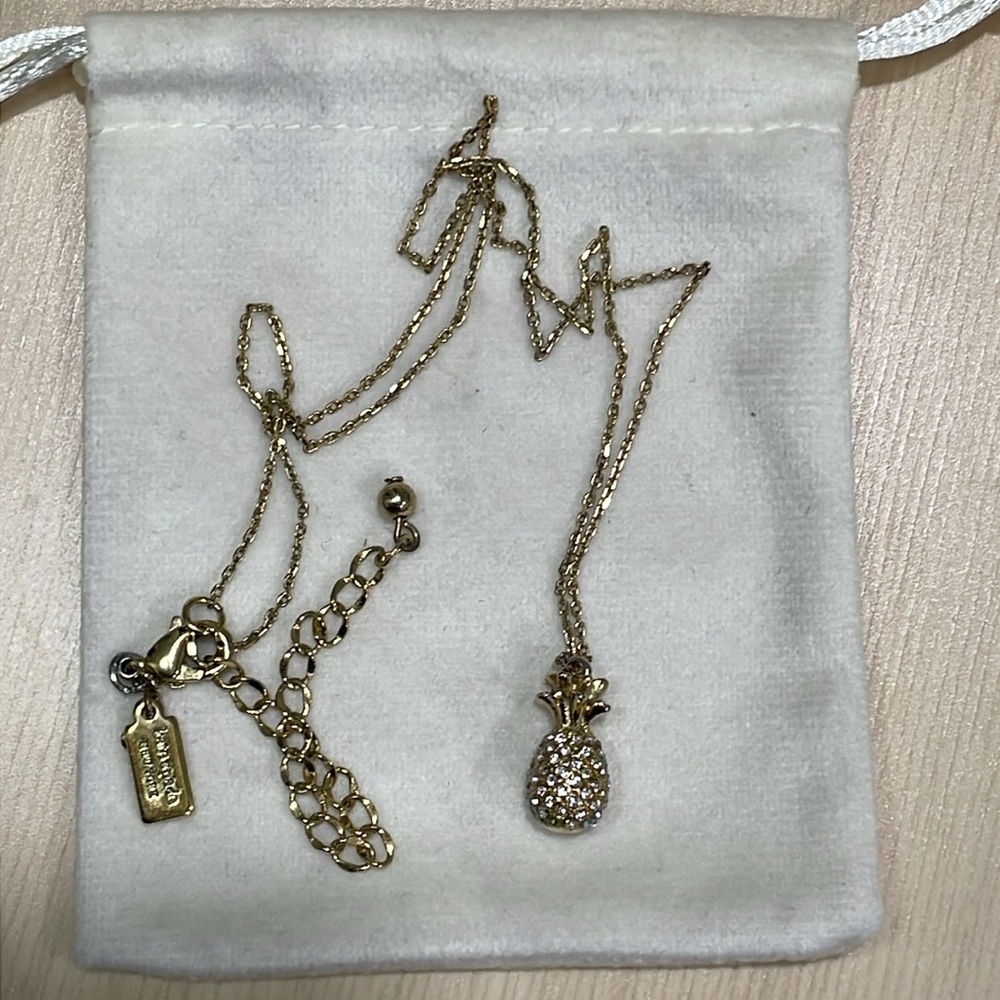 ♠️ Kate Spade Gold Pineapple Pendant Necklace